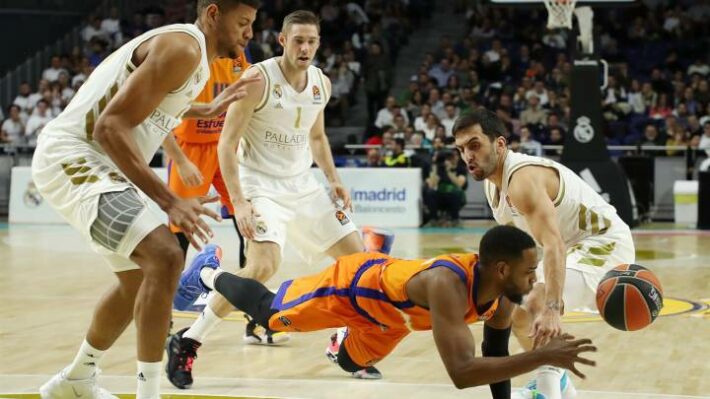 Liga ACB | El Real Madrid culmina la remontada contra el Valencia Basket
