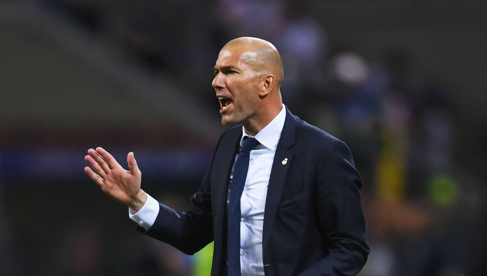 La opinión de @DbenavidesMReal : Sobre el esquema de juego de Zidane y su «empecinamiento».