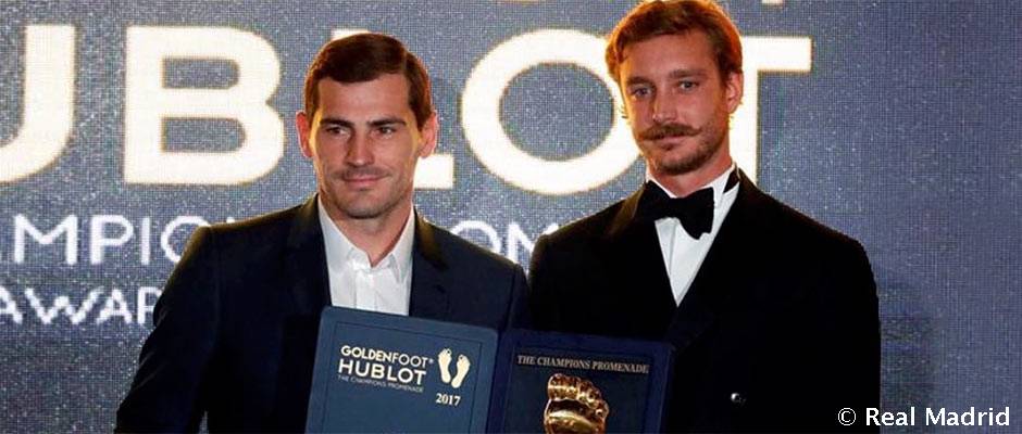 Iker Casillas Casillas gana el Golden Foot 2017