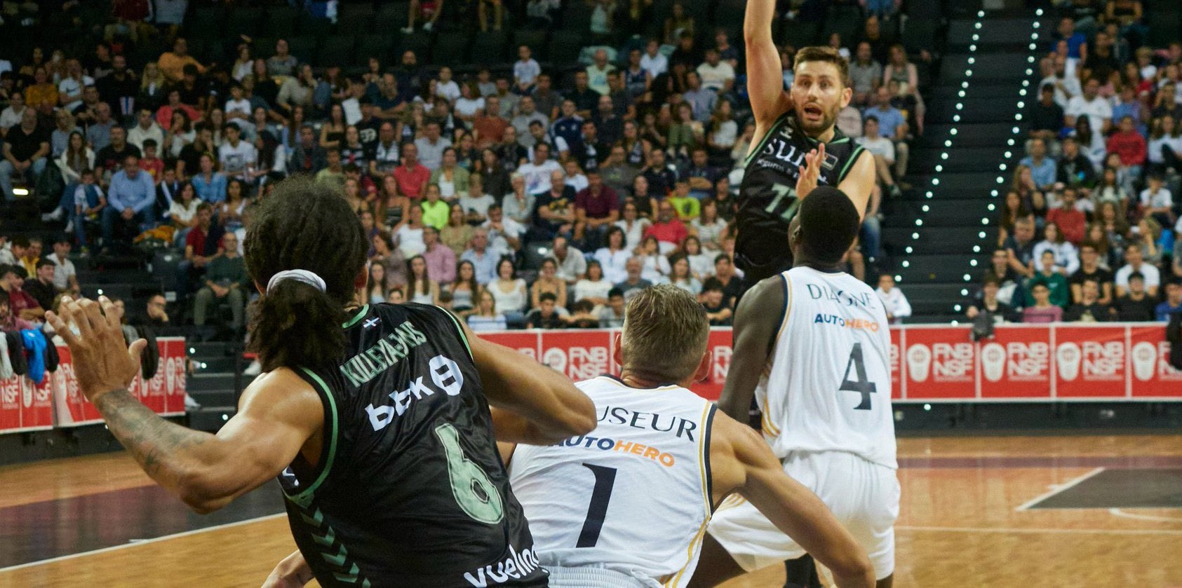 Baloncesto | El Madrid estrena la pretemporada perdiendo ante Bilbao Basket