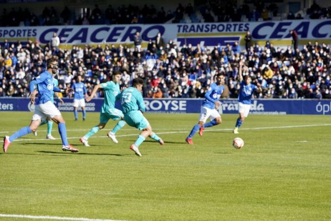 RM Castilla | El Linares castiga la falta de acierto (1-0)