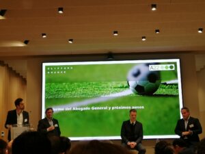 Imagen de la charla: El futuro del fútbol en la Unión Europea: el caso de la Superliga