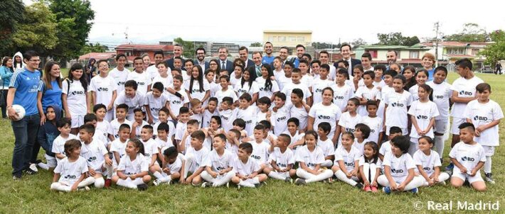 La Fundación Real Madrid y la Universidad Latina de Costa Rica inauguran su segunda escuela