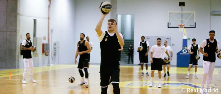 El Real Madrid comenzó a preparar la semifinal ante el Iberostar Tenerife