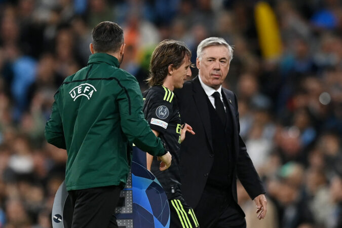 Ancelotti ofrece a Luka Modric unirse al cuerpo técnico