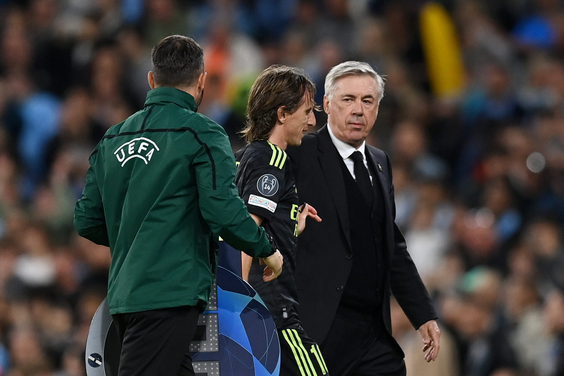 Ancelotti ofrece a Luka Modric unirse al cuerpo técnico.