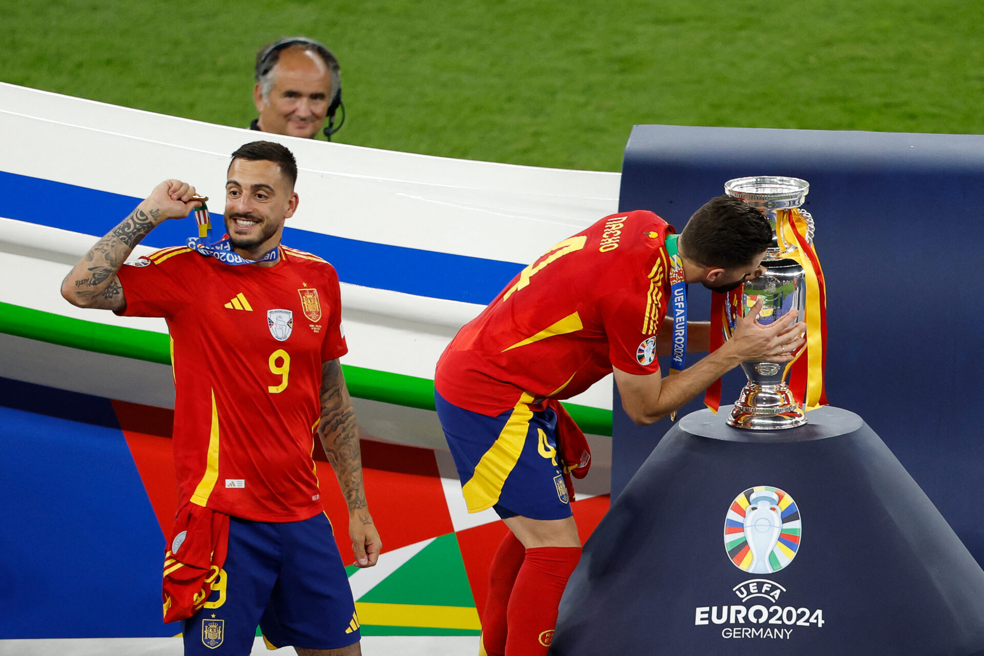 Carvajal, Nacho y Joselu, los dobles campeones de Europa que no se cansan de hacer historia.