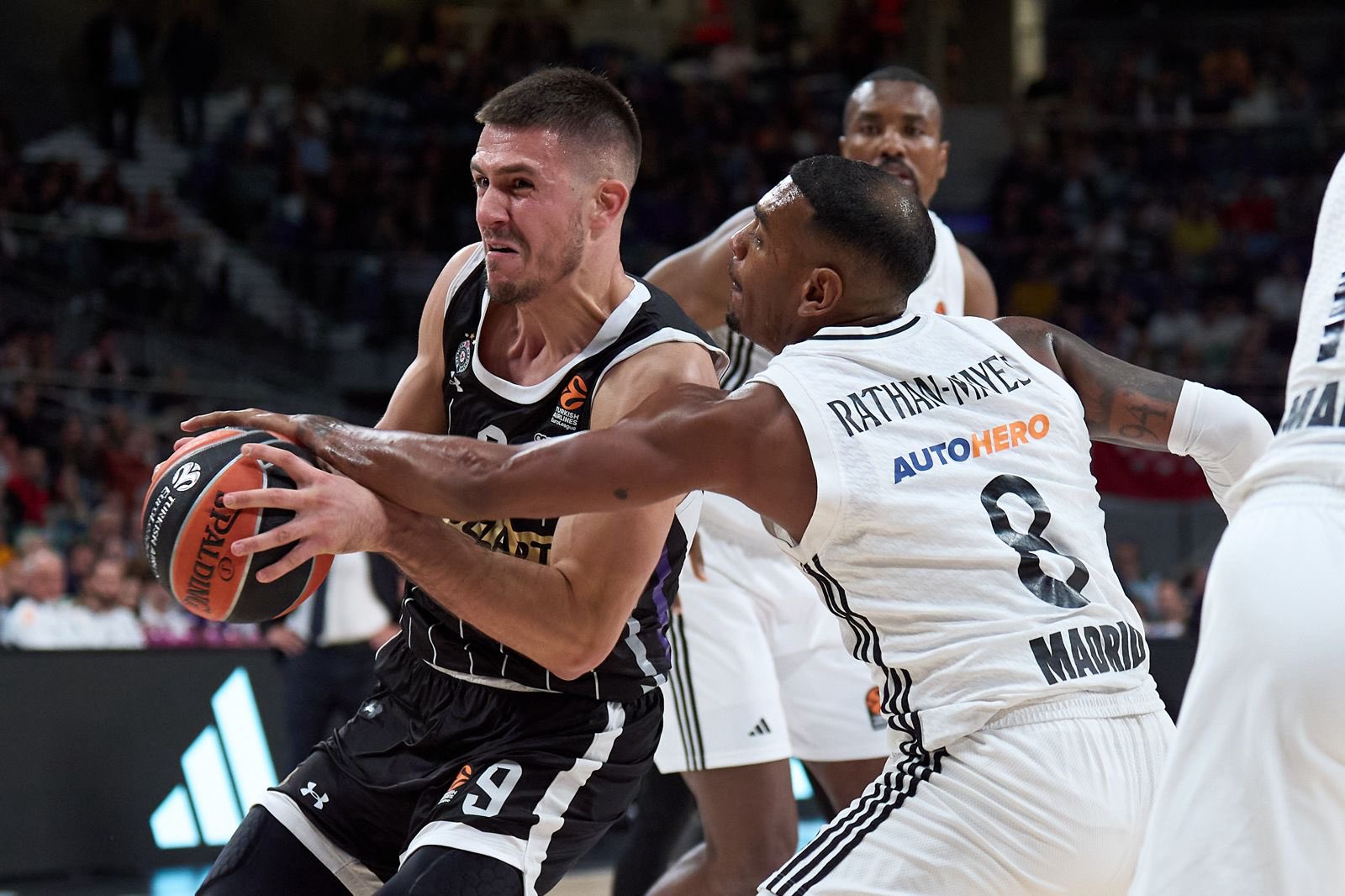 Crónica Euroliga | Ibaka y Campazzo encabezan la primera victoria europea (93-86)