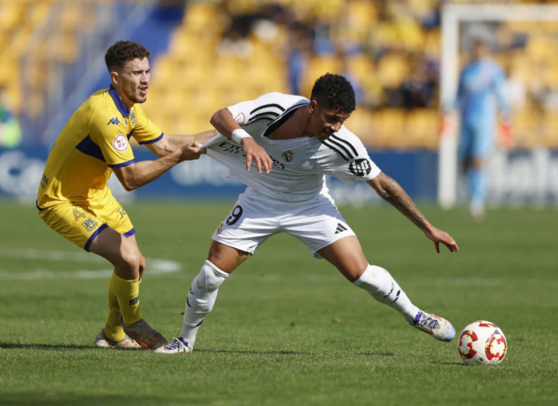 Crónica RM Castilla | Regalan tres puntos (2-1)