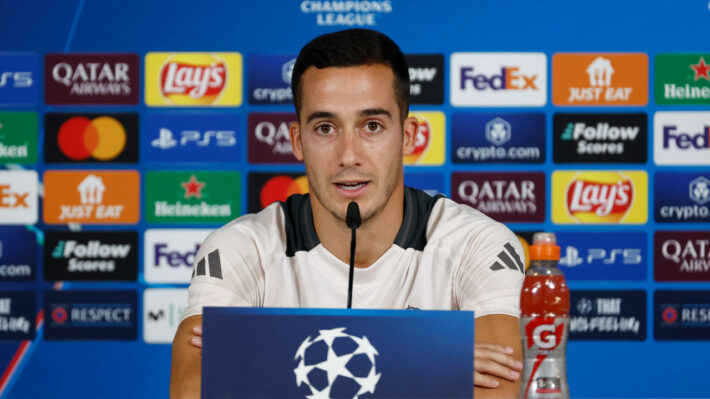 Lucas Vázquez: «Ahora el fútbol pasa a un segundo plano, lo importante es el pueblo»