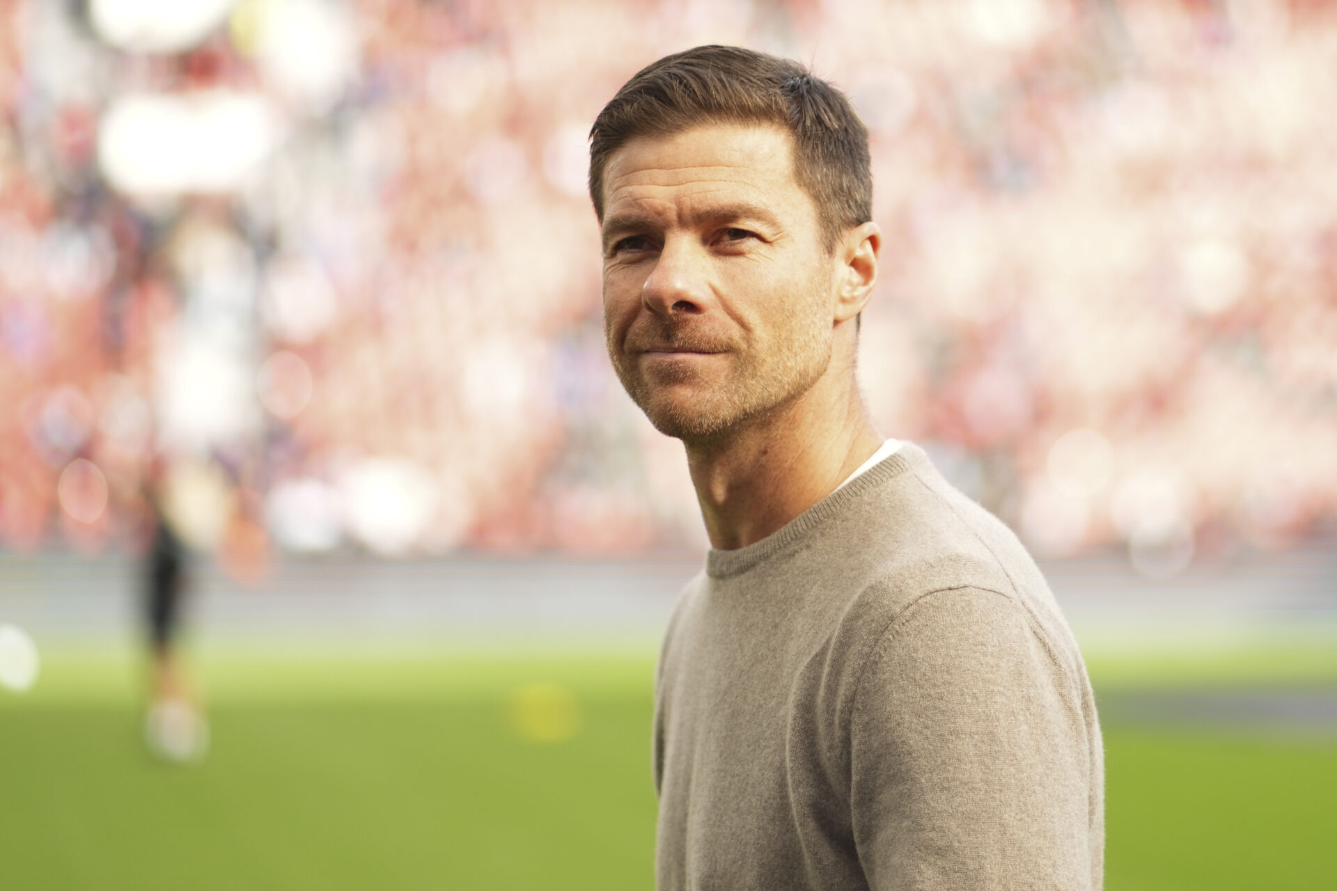 El agente de Xabi Alonso desmiente contactos con el Real Madrid