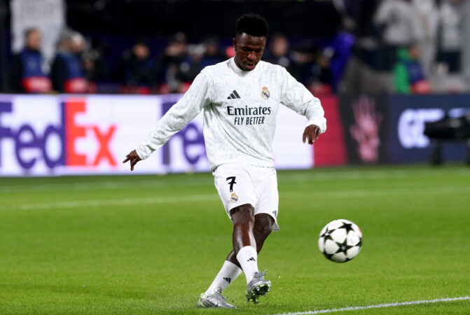 Vinicius, a lo Cristiano Ronaldo