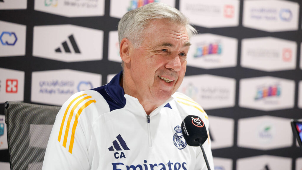 Carlo Ancelotti en rueda de prensa.