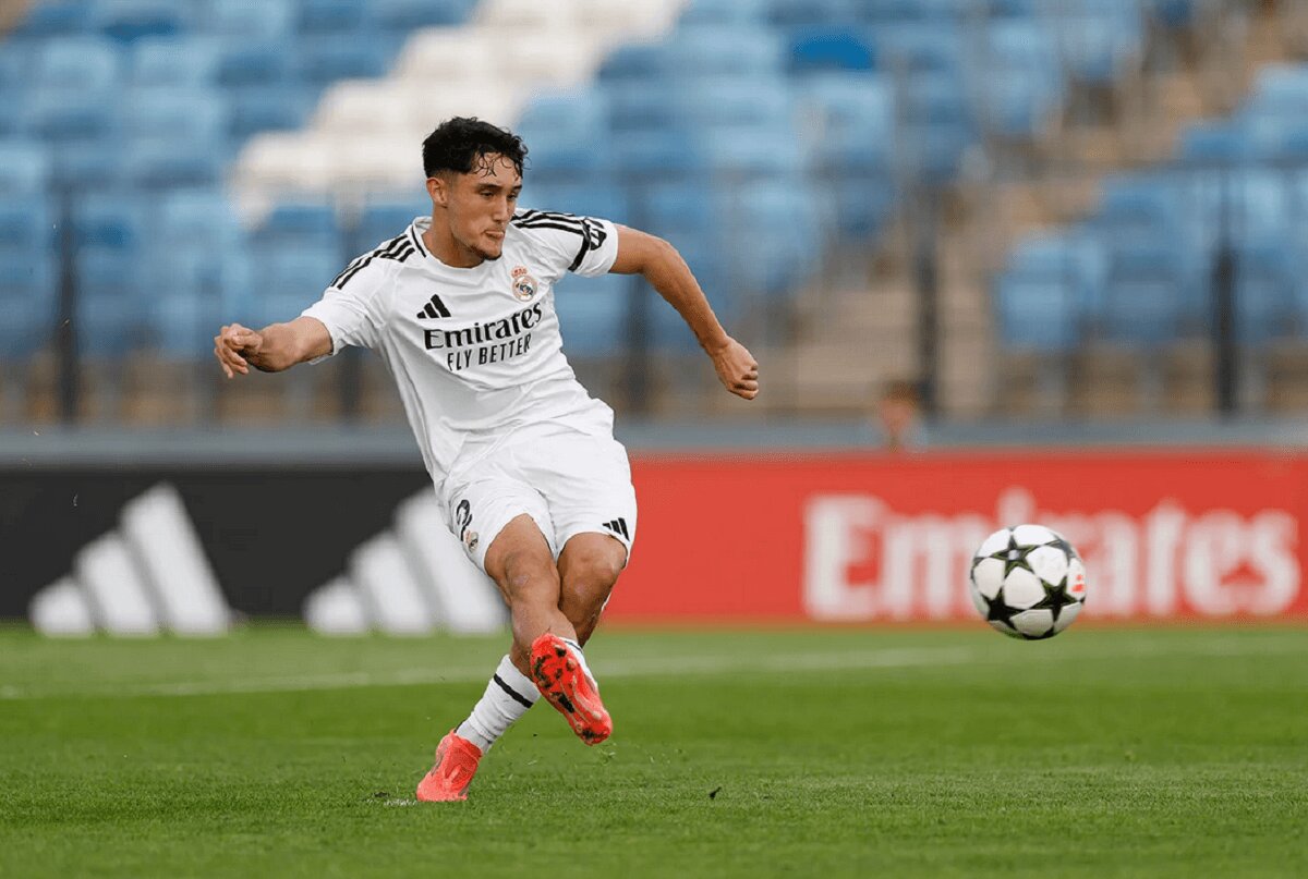 Jesús Fortea, durante un partido con el Real Madrid, termina contrato en 2025.