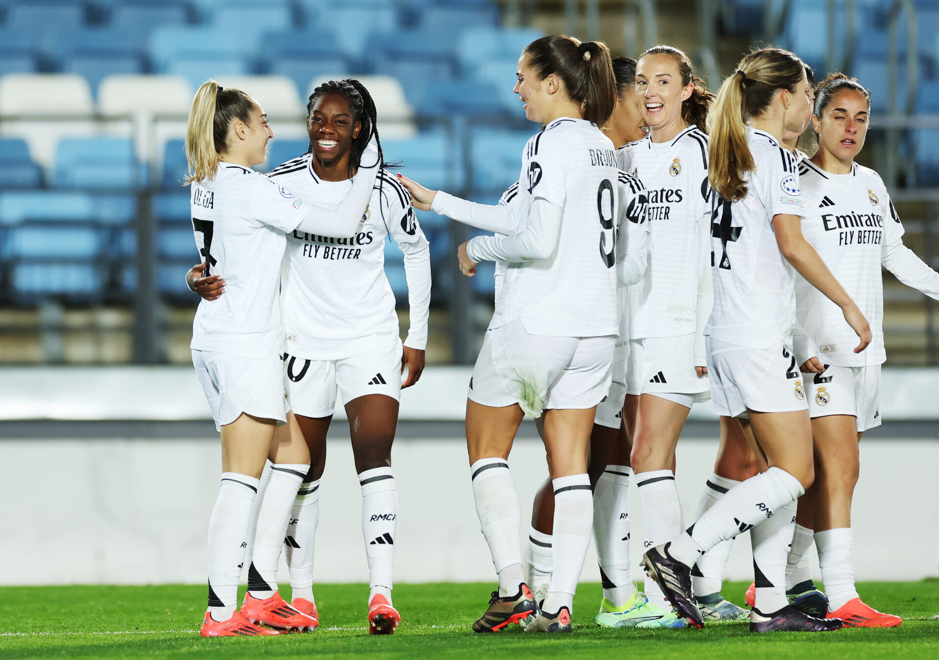 El Real Madrid se enfrentará al Arsenal en los cuartos de final de la Champions League Femenina, después del sorteo celebrado esta mañana en la sede de la UEFA.