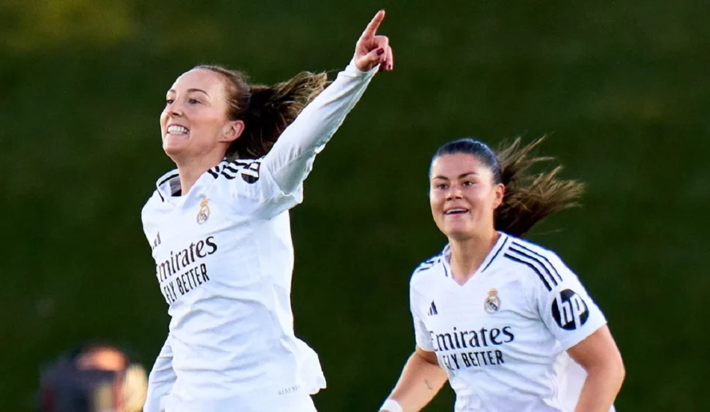 Caroline Weir celebra el gol con el que se convirtió en máxima goleadora histórica del Real Madrid Femenino.