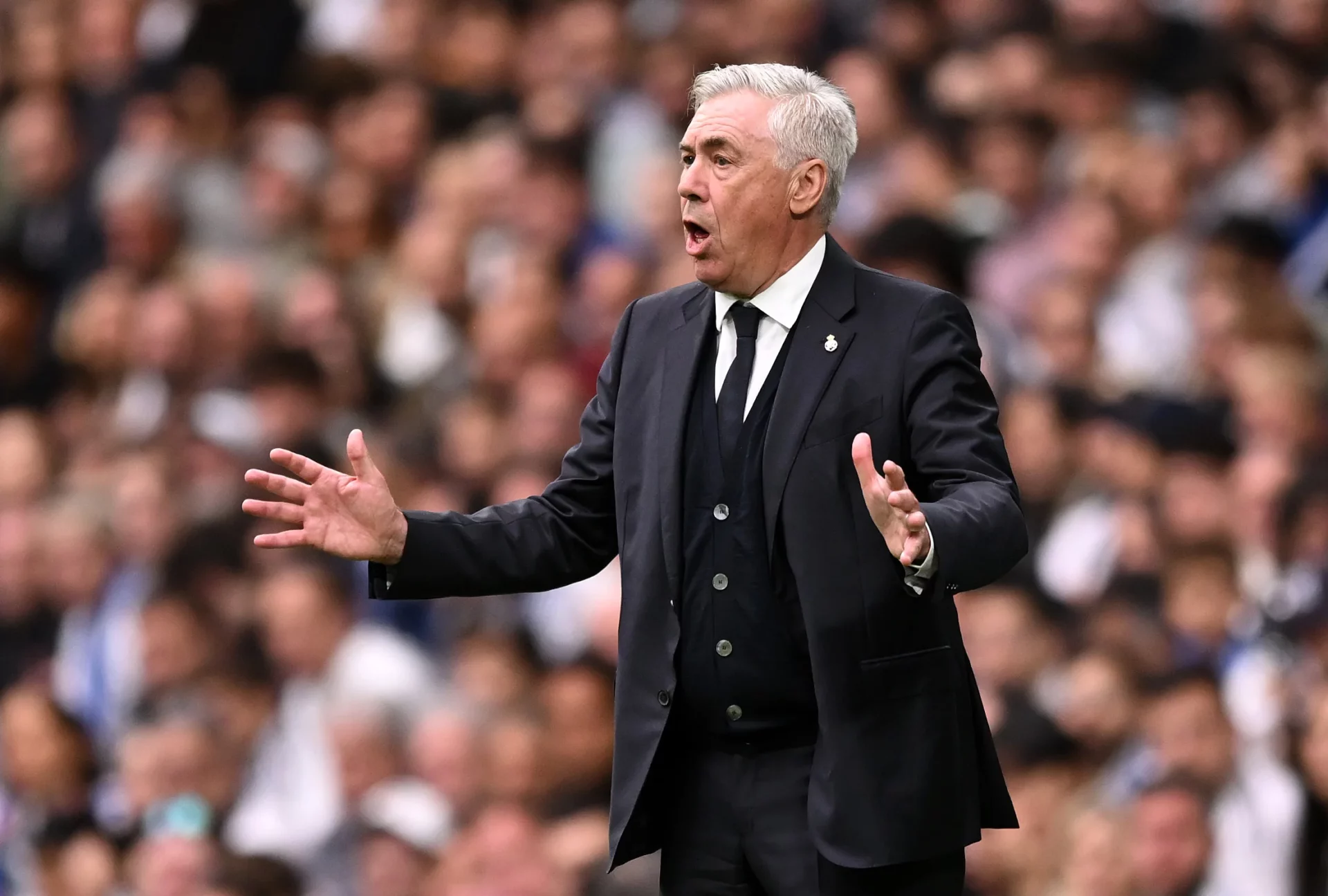 Ancelotti: «A Arda Güler no le ha molestado chupar banquillo» Carlo Ancelotti compareció en rueda de prensa tras la victoria de su Real Madrid por 3-2 al Celta de Vigo.