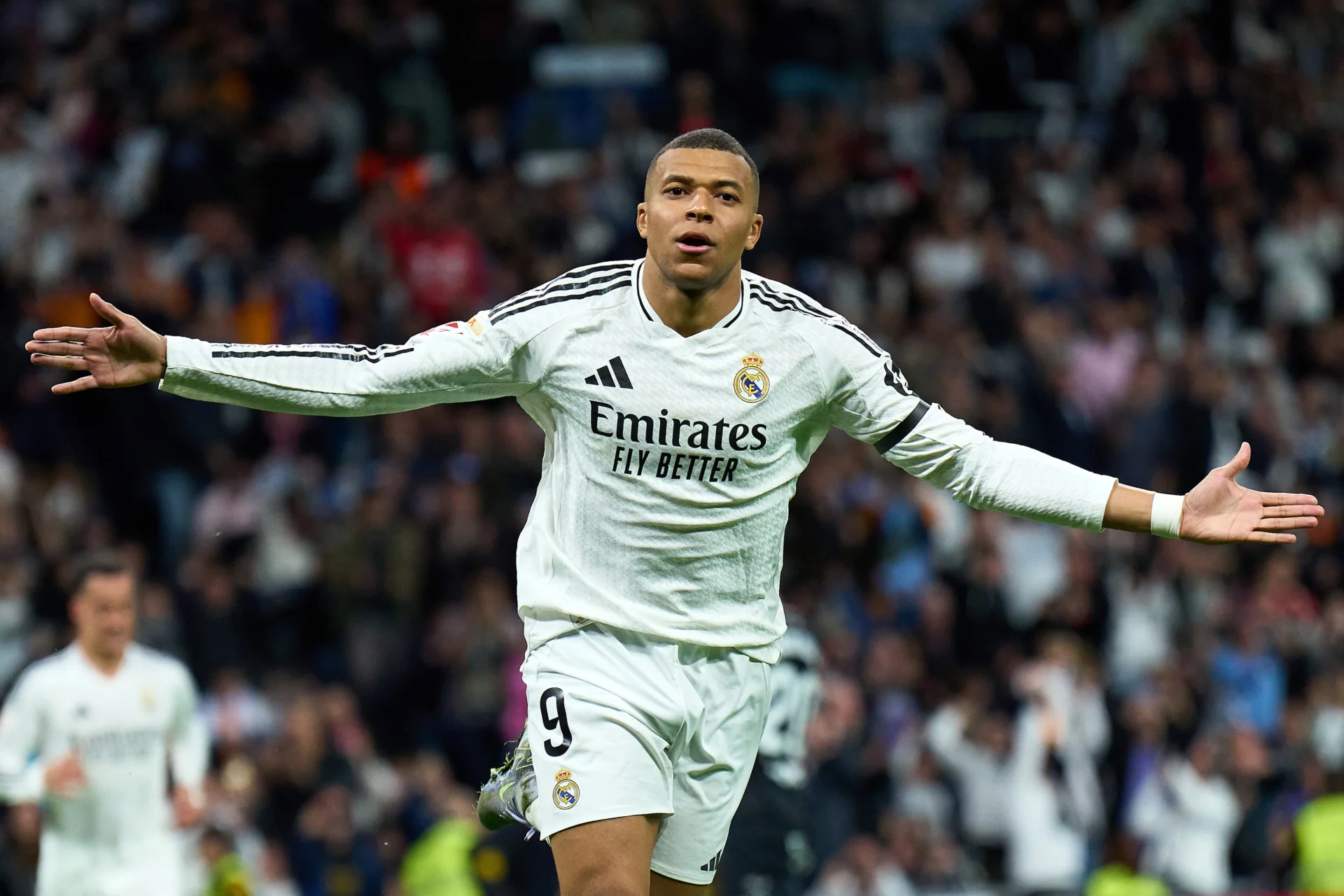 Confirmado: Mbappé gana la Bota de Oro 2025 Mbappé celebra uno de los goles por los que ha ganado la Bota de Oro 2025