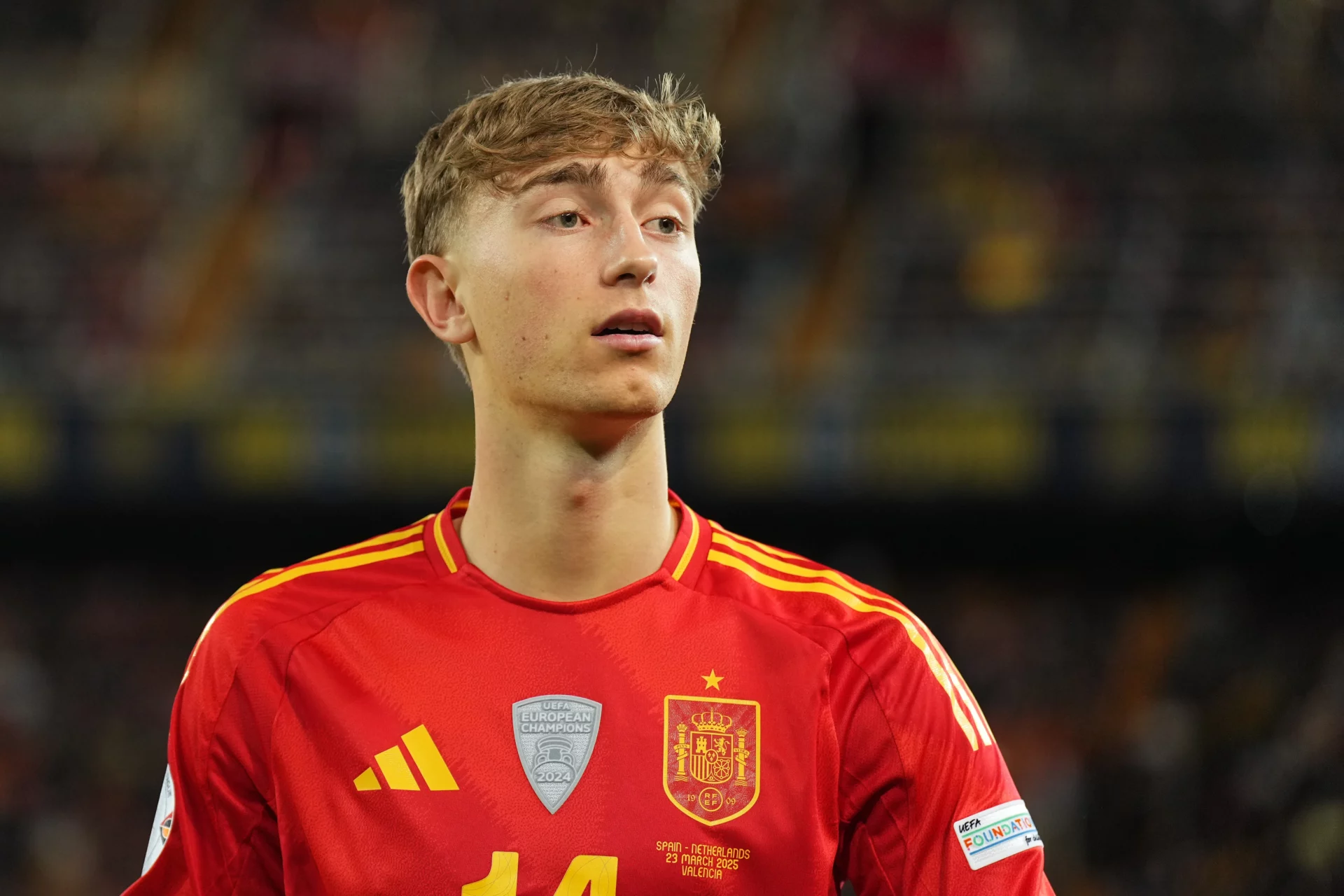 Huijsen elige al Real Madrid: acuerdo inminente Dean Huijsen ya tiene oferta del Real Madrid y su fichaje parece encaminado