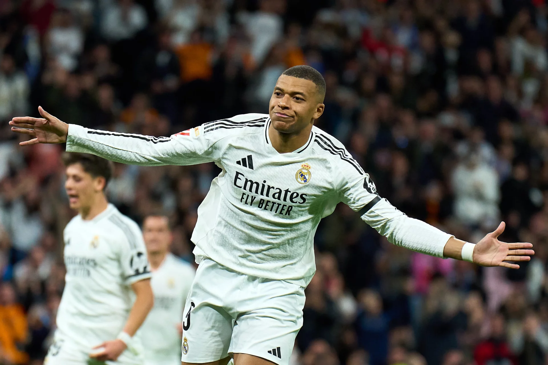 Mbappé, un gol más para hacer historia en el Real Madrid Kylian Mbappé celebra un gol con el Real Madrid.