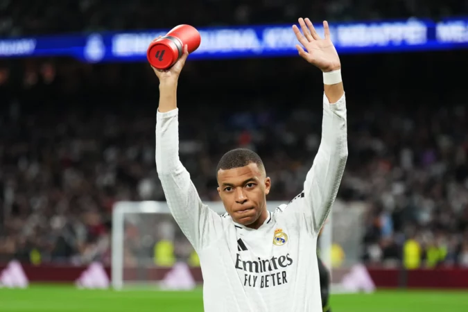 Mbappé, objetivo ser pichichi de LaLiga y batir a Lewandowski Mbappé, objetivo ser pichichi de LaLiga y batir a Lewandowski