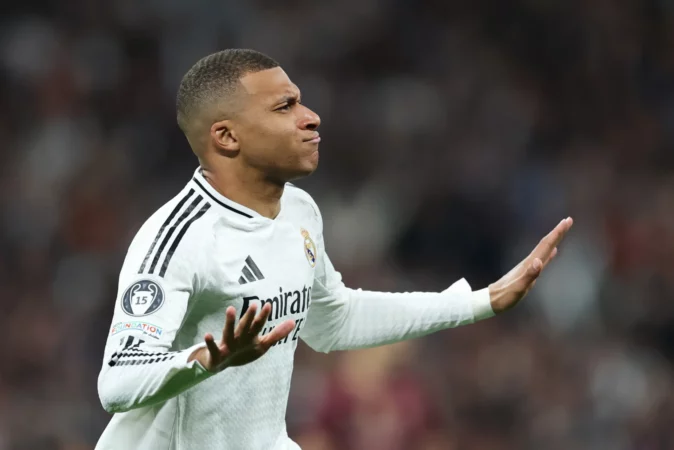 Kylian Mbappé acaricia la Bota de Oro: así está la lucha Kylian Mbappé acaricia la Bota de Oro: así está la lucha