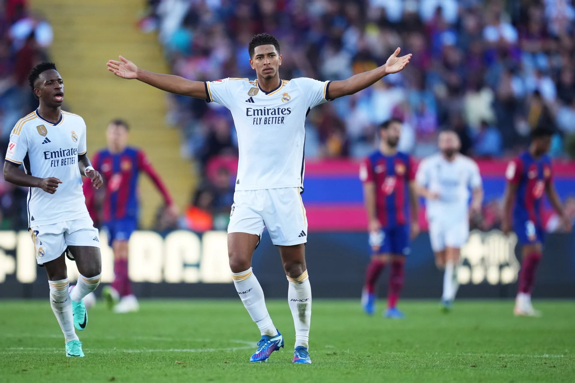 Un reencuentro halagüeño para Bellingham Jude Bellingham vuelve a Montjuic, tras sus dos goles el año pasado en el Clásico frente al FC Barcelona.