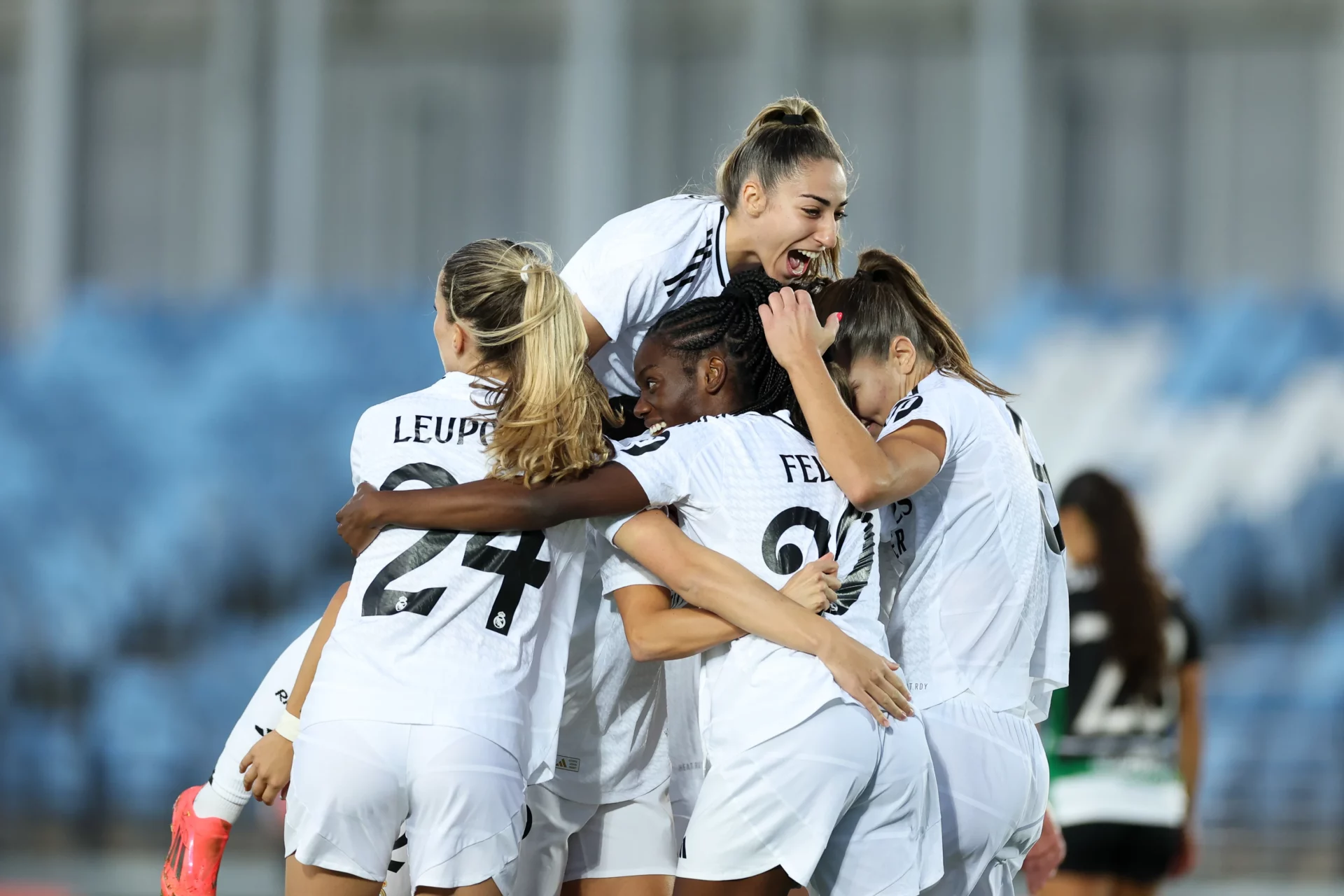 Previa Real Madrid Femenino – UD Tenerife | Despedidas en el Alfredo Di Stéfano Olga Carmona, protagonista en la previa del partido entre Real Madrid Femenino y UD Tenerife.