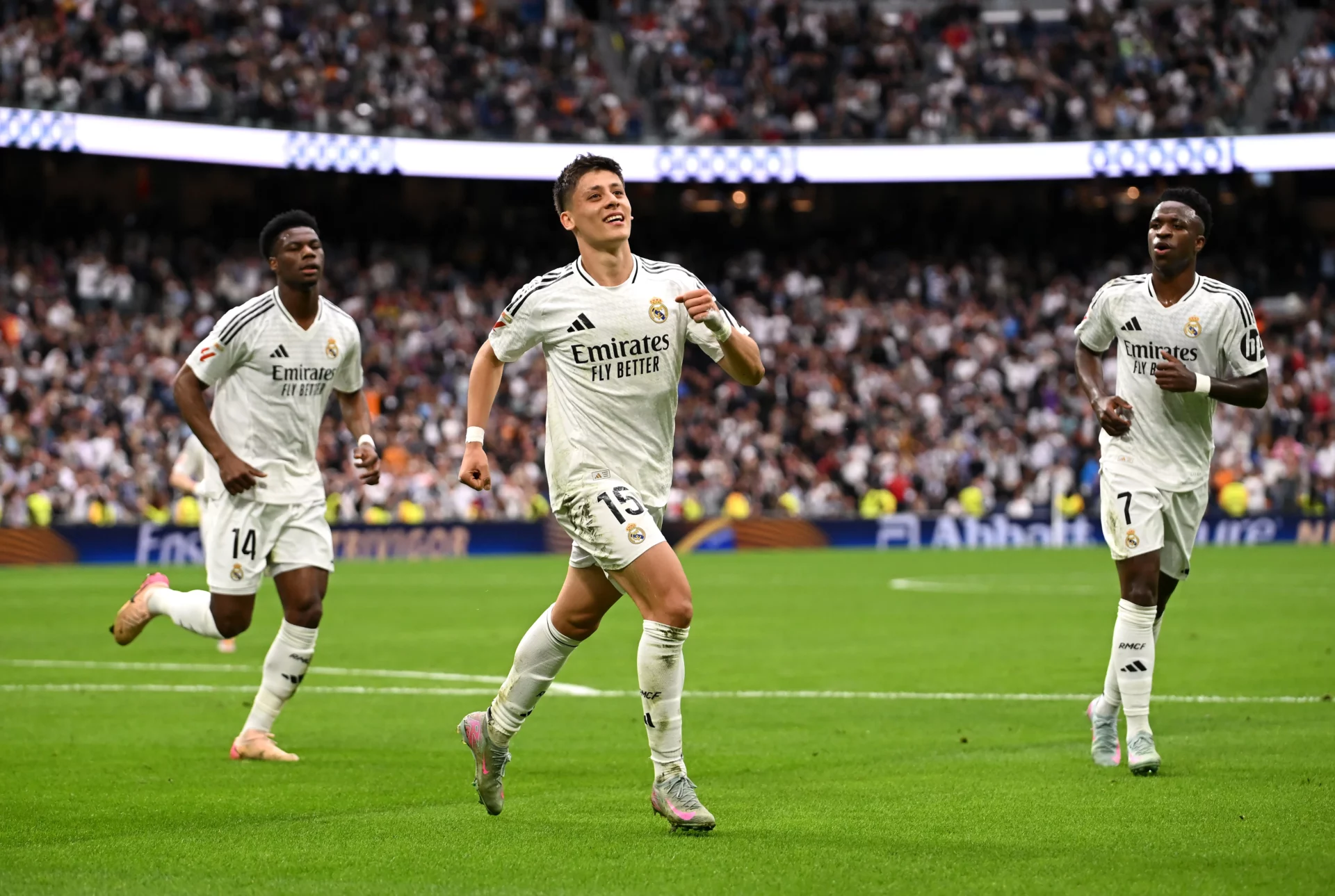 Posible alineación del Real Madrid para el Clásico de LaLiga: bombazo con Arda Güler Arda Güler apunta a ser la gran sorpresa en la alineación del Real Madrid para El Clásico de LaLiga