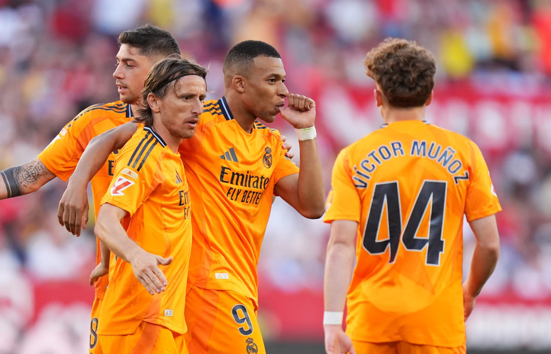 Sevilla FC 0-2 Real Madrid | Mbappé y poco más Mbappé celebra su gol en la victoria del Real Madrid ante el Sevilla FC por 0-2