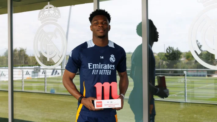 Tchouaméni: «Voy a hacer todo lo posible para seguir así» Tchouaméni: «Voy a hacer todo lo posible para seguir así»