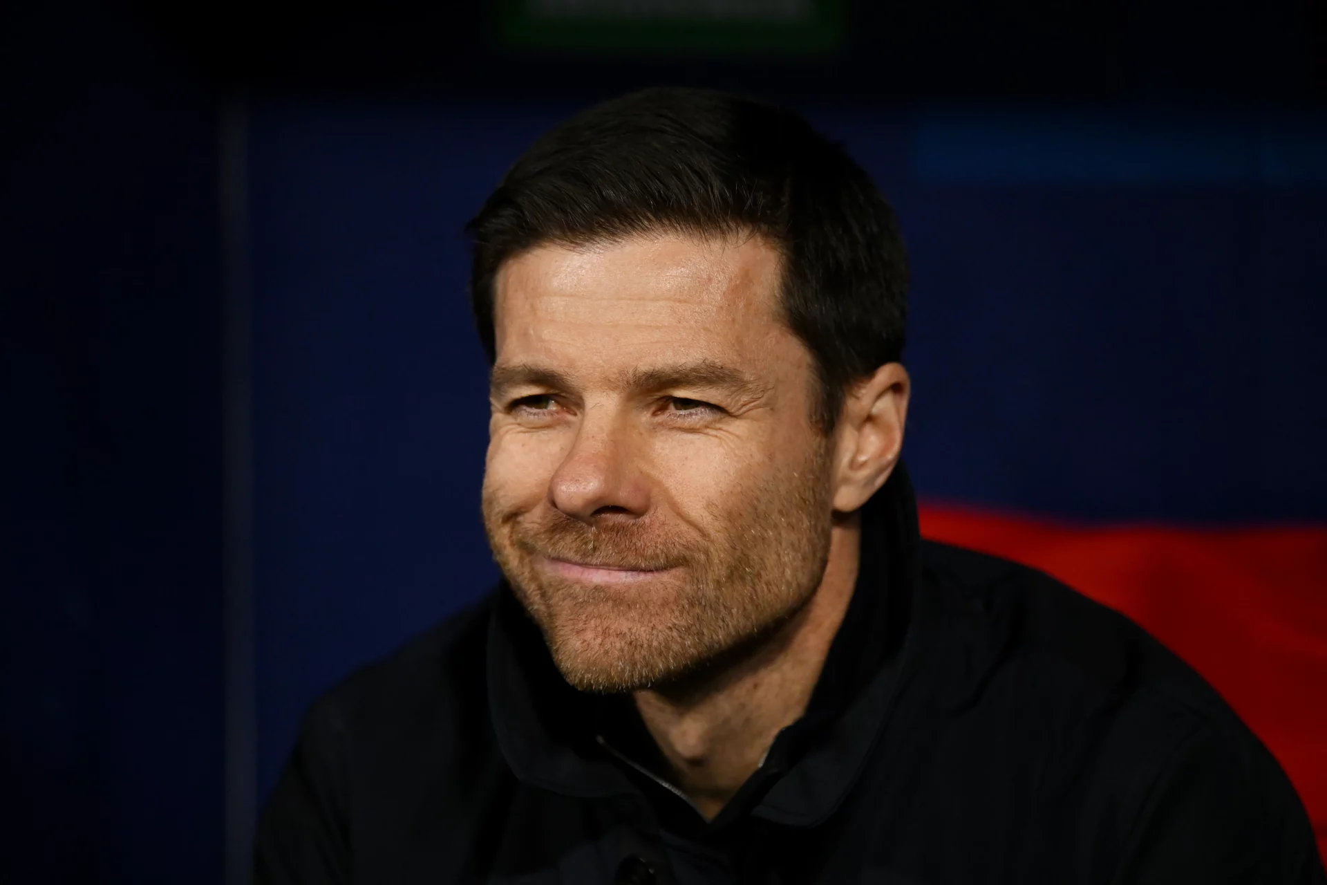 El Real Madrid activa la cuenta atrás para el aterrizaje de Xabi Alonso El Real Madrid ya prepara el aterrizaje de Xabi Alonso en el banquillo.