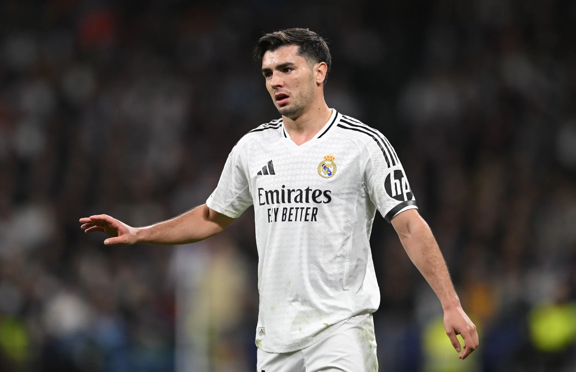 Brahim Díaz, muy cerca de renovar con el Real Madrid La renovación de Brahim Díaz con el Real Madrid está encaminada