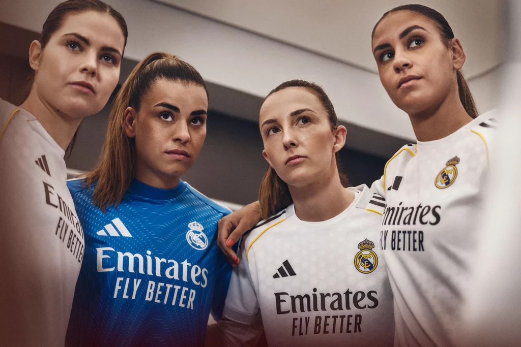 Las jugadoras del Real Madrid Femenino, con la camiseta de la próxima temporada