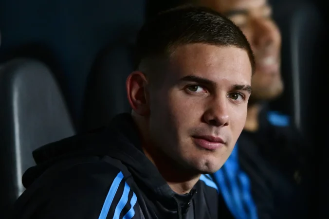 El fichaje de Franco Mastantuono por el Real Madrid tendrá que esperar El fichaje de Franco Mastantuono por el Real Madrid tendrá que esperar