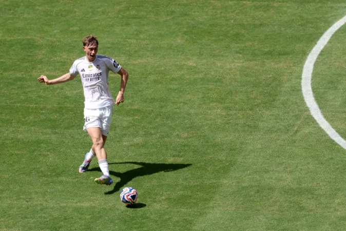 Huijsen, un central antológico con un pie exquisito para el Real Madrid Huijsen, un central antológico con un pie exquisito para el Real Madrid