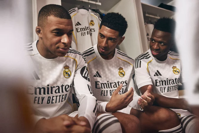 Los detalles de la nueva primera equipación del Real Madrid Los detalles de la nueva primera equipación del Real Madrid
