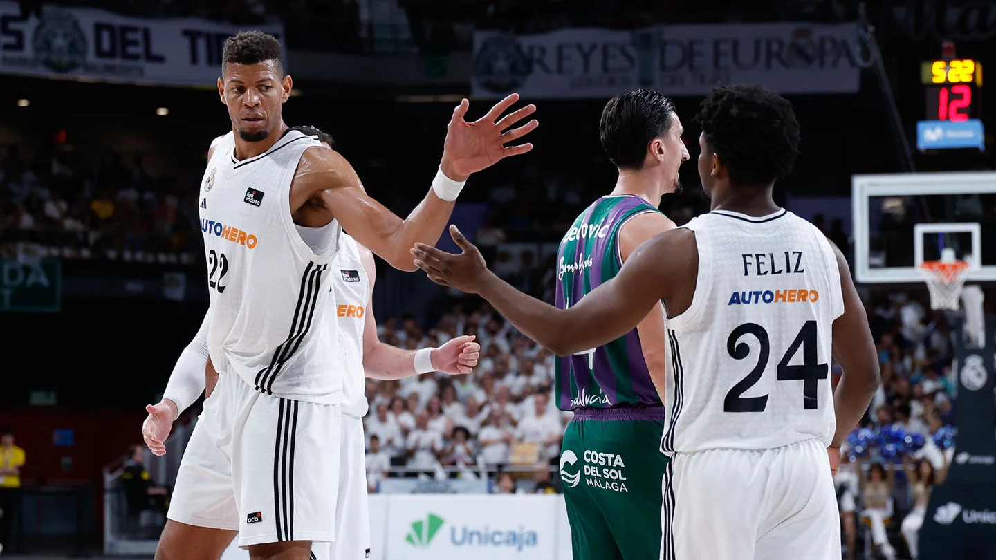 Previa Real Madrid – Unicaja | La necesidad de golpear dos veces Tavares y Feliz, durante el primer partido entre Real Madrid y Unicaja Baloncesto