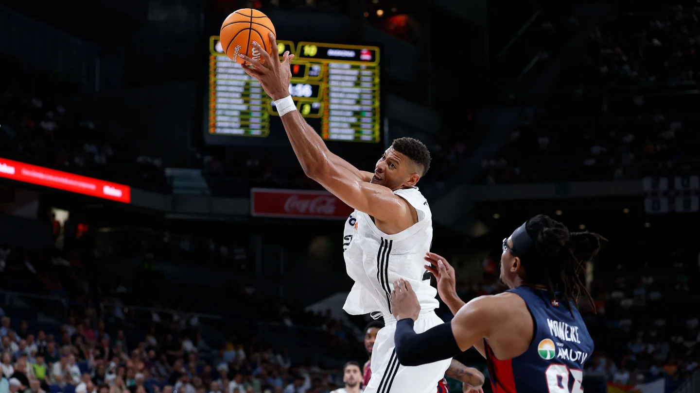 Real Madrid 82-76 Baskonia | El Madrid sufre para colocar el 1-0 Tavares, el mejor del Real Madrid Baloncesto en la victoria por 82-76 contra Baskonia
