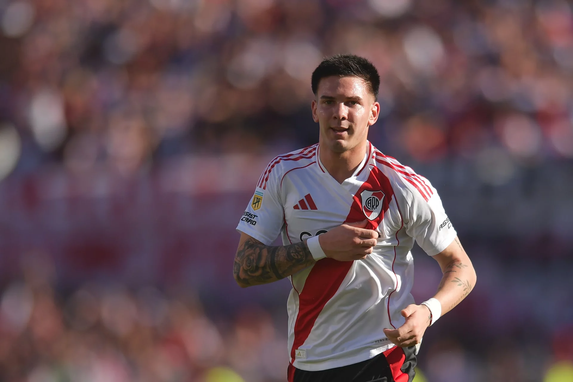 El Real Madrid acelera por Mastantuono: así están la operación y las cifras El Real Madrid avanza en el fichaje de Mastantuono, jugador de River Plate