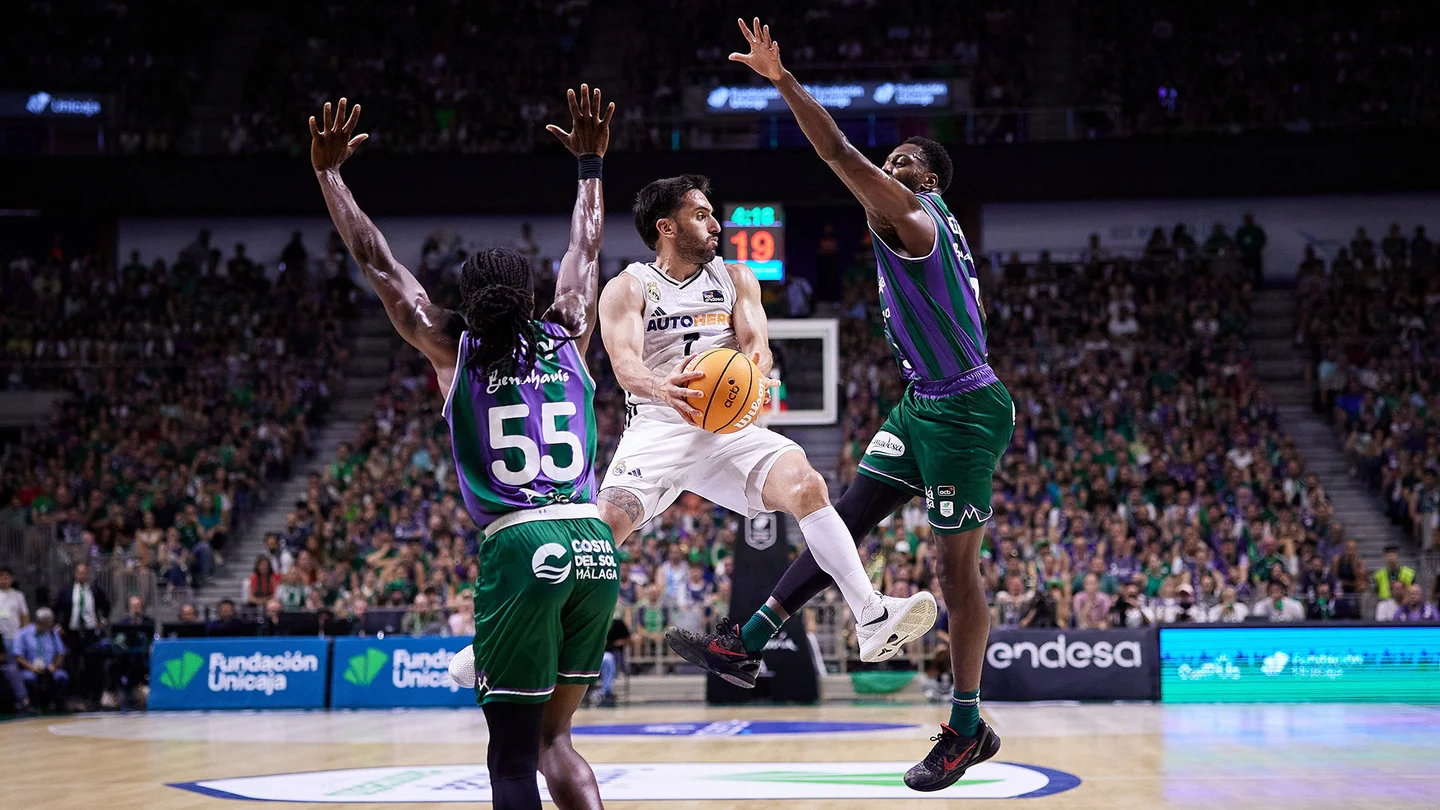 Unicaja 79-86 Real Madrid | Remontada para pasar a la final de Liga Endesa Campazzo lidera la remontada del Real Madrid por 79-86 contra Unicaja para pasar a la final de Liga Endesa