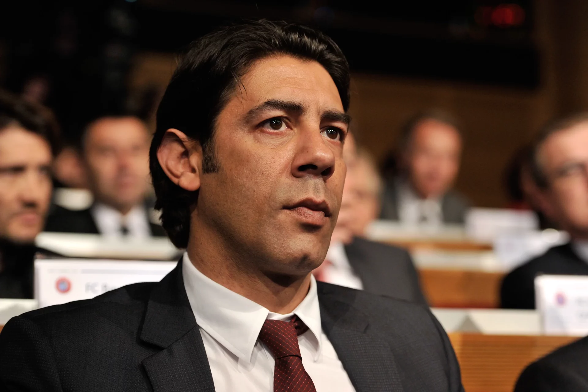 Rui Costa: «No hemos llegado a un acuerdo con el Real Madrid por Carreras» Rui Costa, del Benfica, desmiente un acuerdo con el Real Madrid por Álvaro Carreras