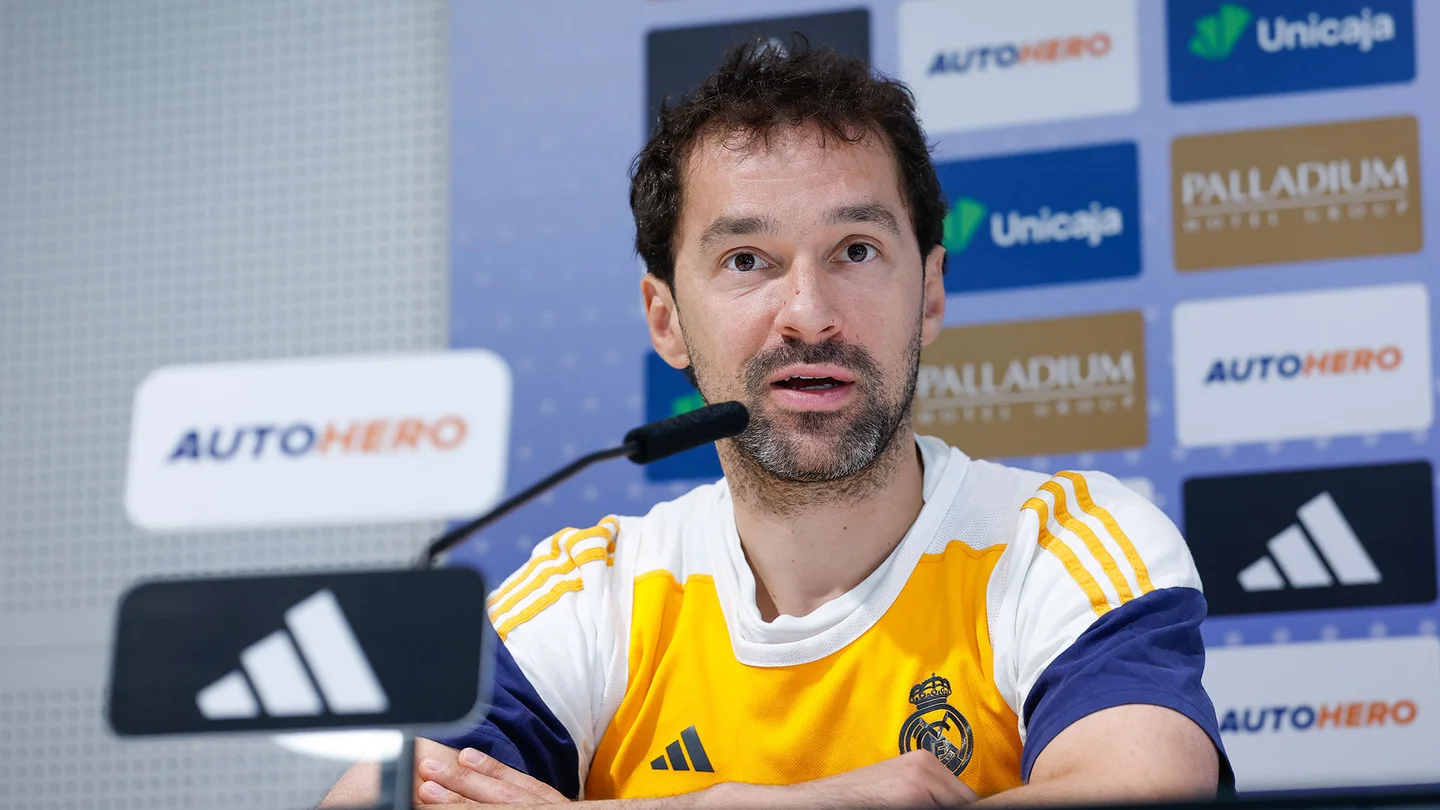 Sergio Llull: «El ambiente va a ser espectacular, va a ser un partido muy duro» Sergio Llull, en la rueda de prensa previa al tercer partido del Real Madrid Baloncesto ante Valencia Basket