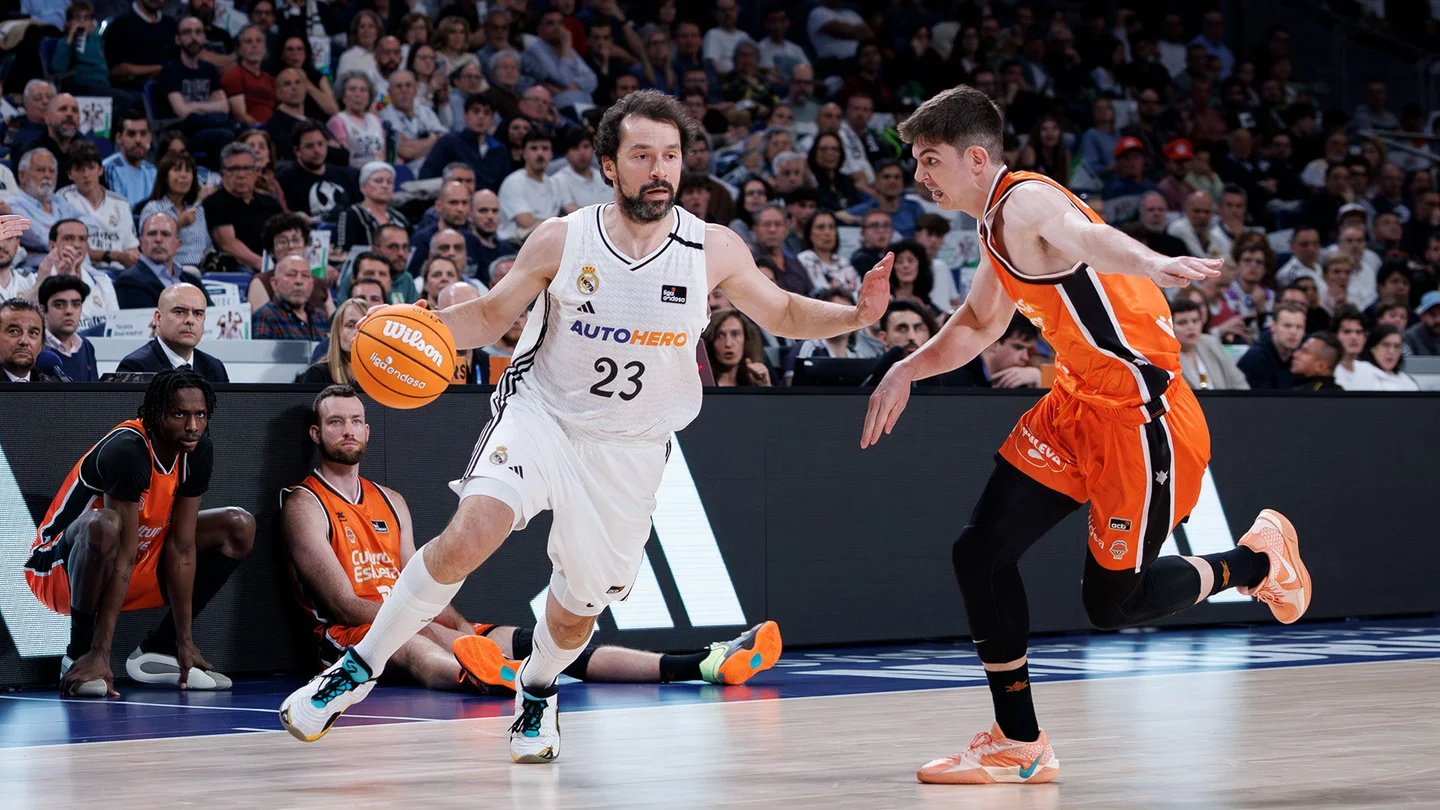 Sergio Llull: «El equipo está motivado con ganas e ilusión» Sergio Llull, durante uno de los partidos de esta temporada contra Valencia Basket