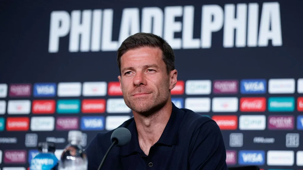 Xabi Alonso, durante la rueda de prensa previa al partido contra el RB Salzburg