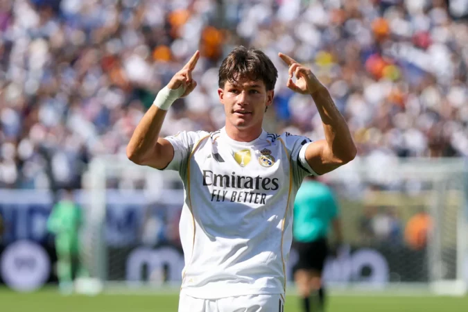 Fran García, MVP ante el Dortmund: «Todos los laterales del Real Madrid somos de talla mundial» Fran García, MVP ante el Dortmund: «Todos los laterales del Real Madrid somos de talla mundial»