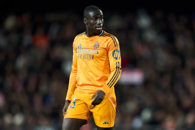 Mendy no tira la toalla con el fichaje de Álvaro Carreras