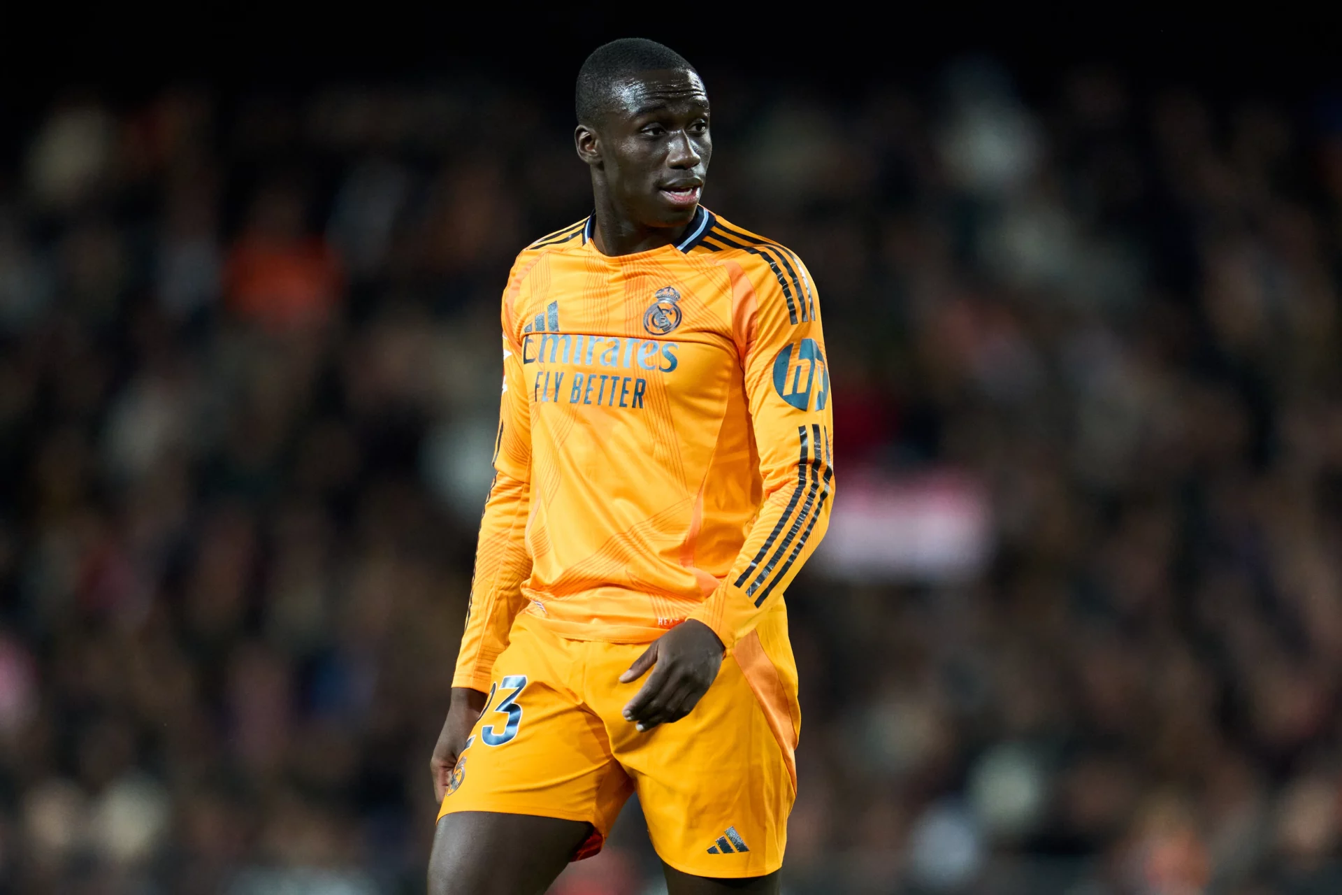 Mendy no tira la toalla con el fichaje de Álvaro Carreras Ferland Mendy, durante un partido con el Real Madrid antes del fichaje de Álvaro Carreras.