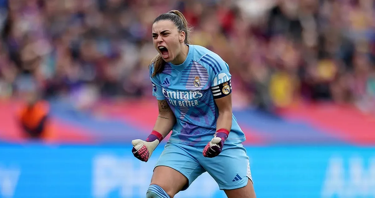Misa acepta el reto: «Voy a esforzarme cada día para merecer la renovación» Misa Rodríguez celebra un gol del Real Madrid Femenino.
