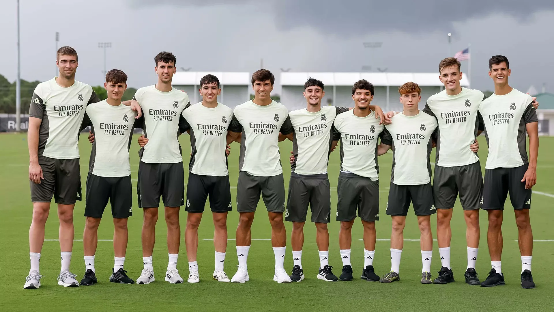Operación salida en el Real Madrid Castilla Los jugadores del Castilla convocados con el primer equipo del Real Madrid en el Mundial de Clubes